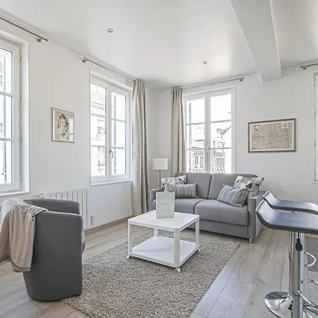 Quelin Apartment