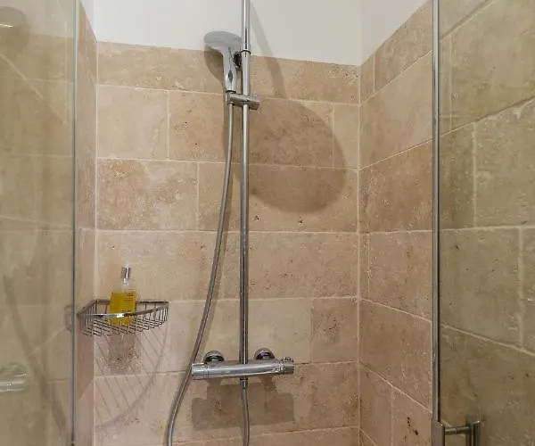 Quelin דירה הונפלר